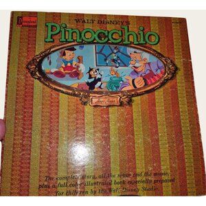 Walt Disneys Pinocchio Storybook & Vinyl Record Set•63
